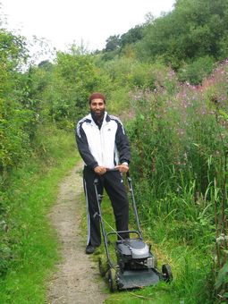 Friday 14 August 2009: Mowing the path edges